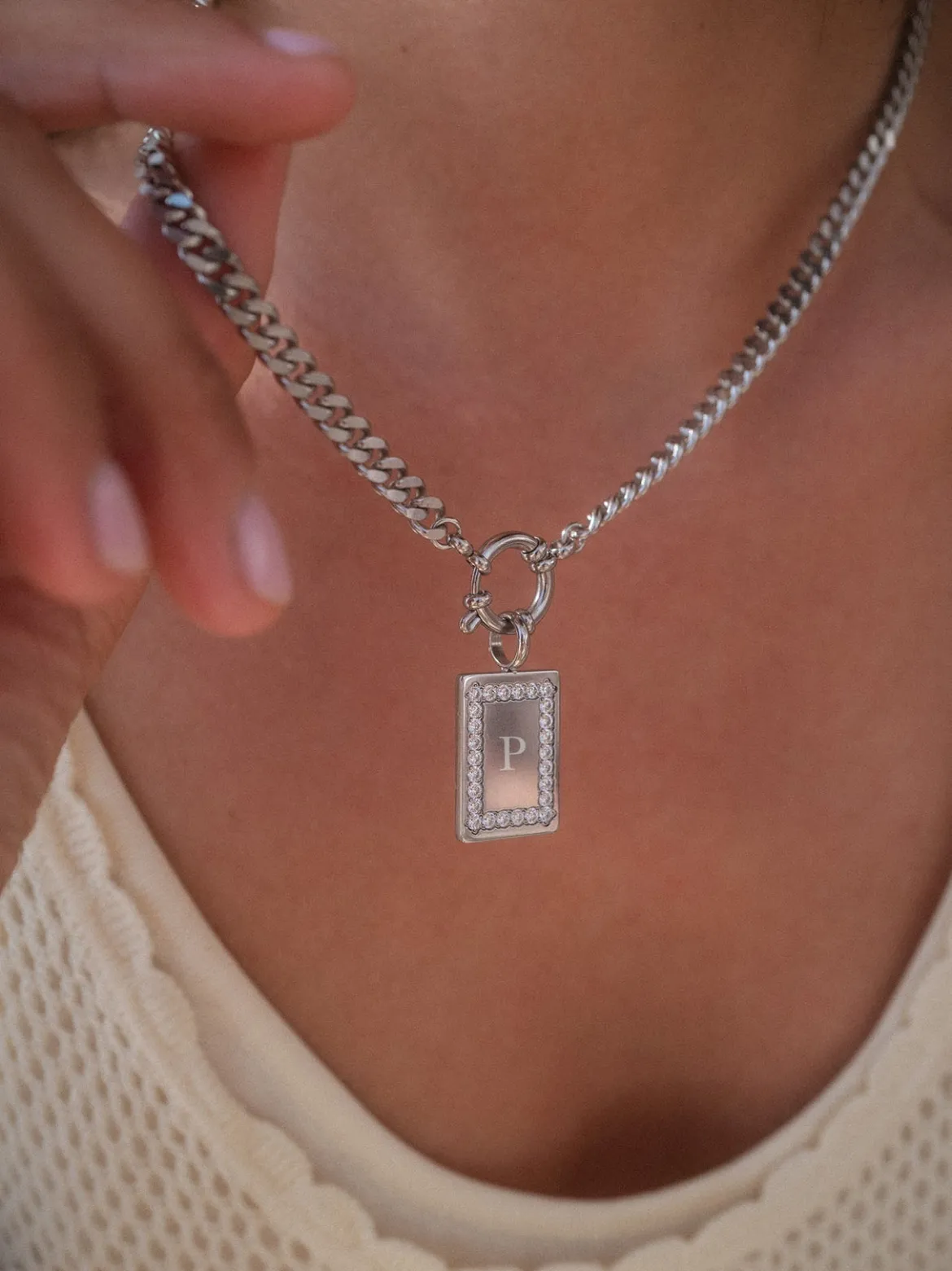 Bold Charm Kette