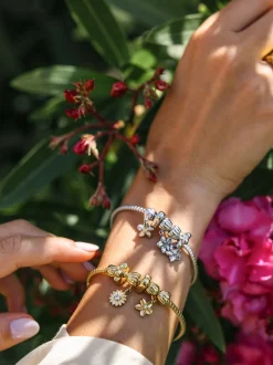 LEI Plumeria Charm