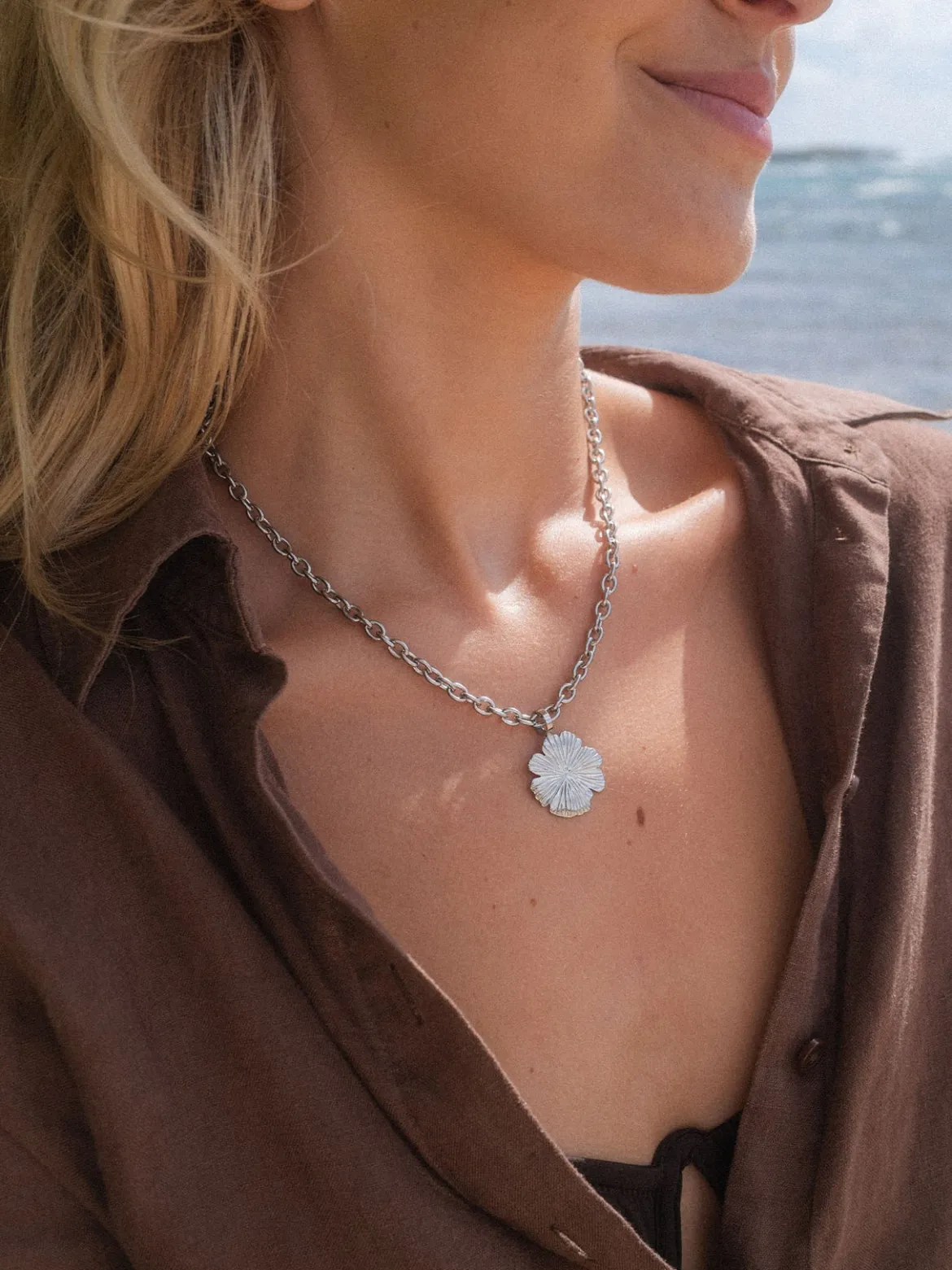 Share Aloha Charm